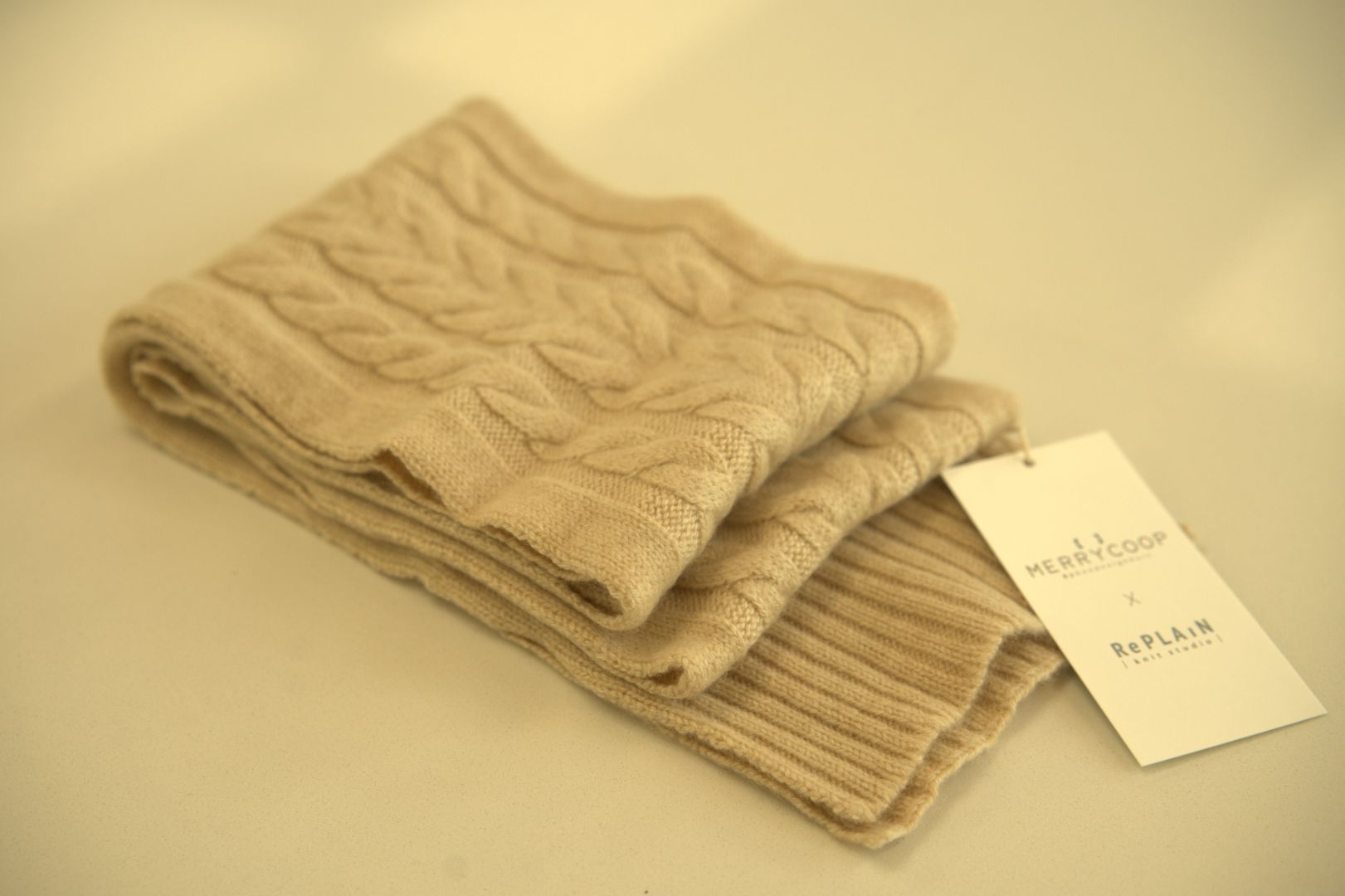 Premium Cashmere 'Cable Muffler' Scarf